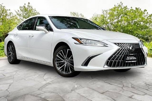2024 LEXUS ES