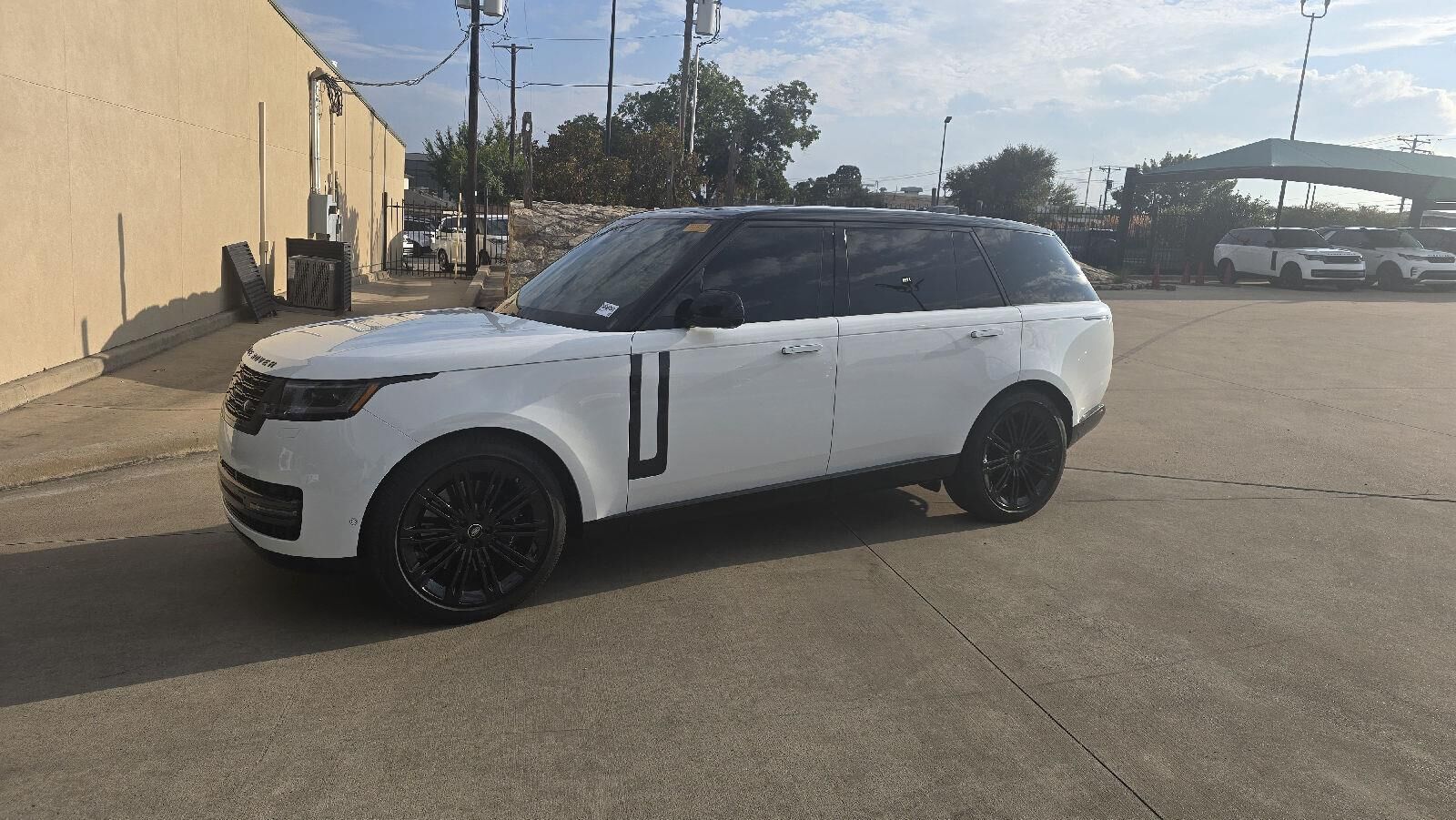 2025 LAND ROVER Range Rover