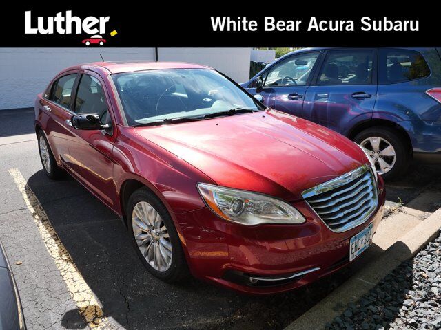 2012 CHRYSLER 200