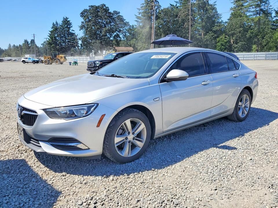 2018 BUICK Regal