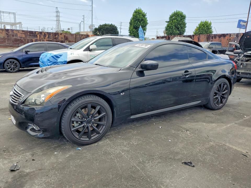 2015 INFINITI Q60