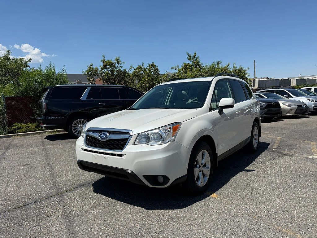 2015 SUBARU Forester