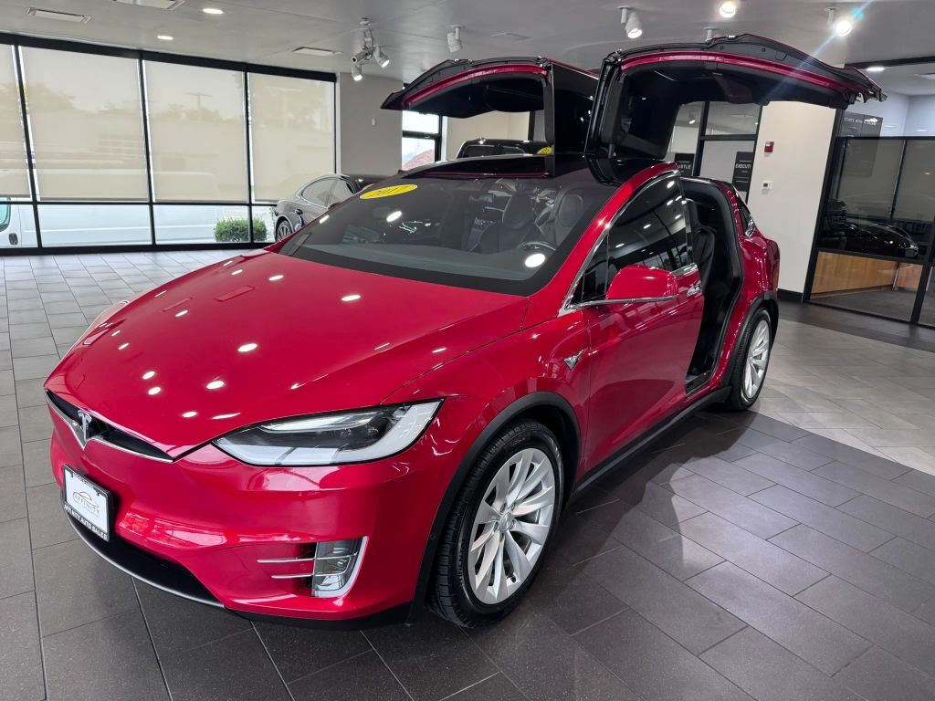 2017 TESLA Model X