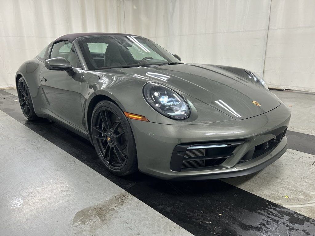 2022 PORSCHE 911