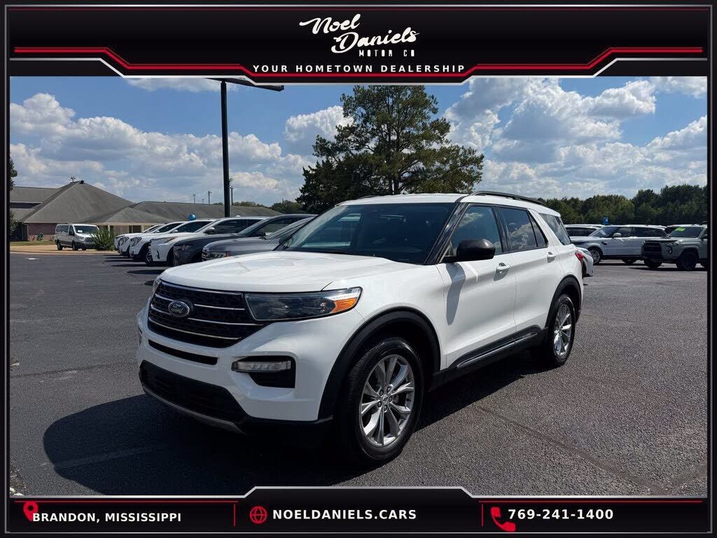 2023 FORD Explorer