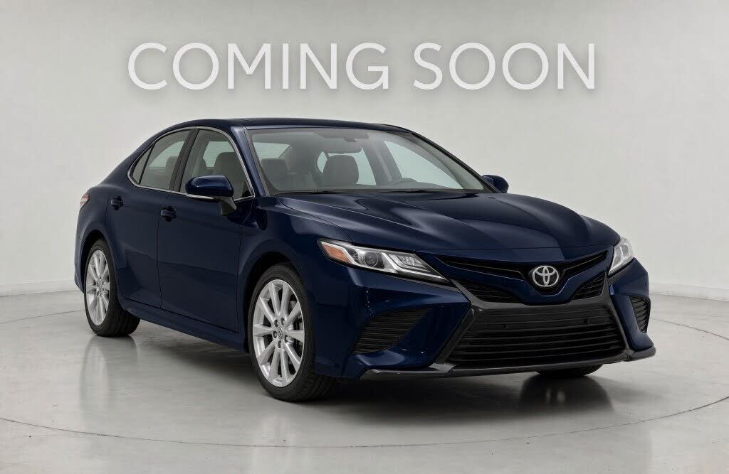 2018 TOYOTA Camry