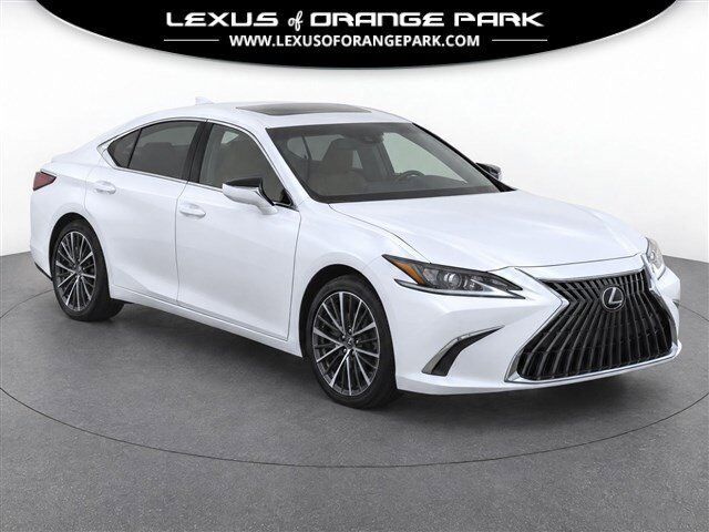 2024 LEXUS ES