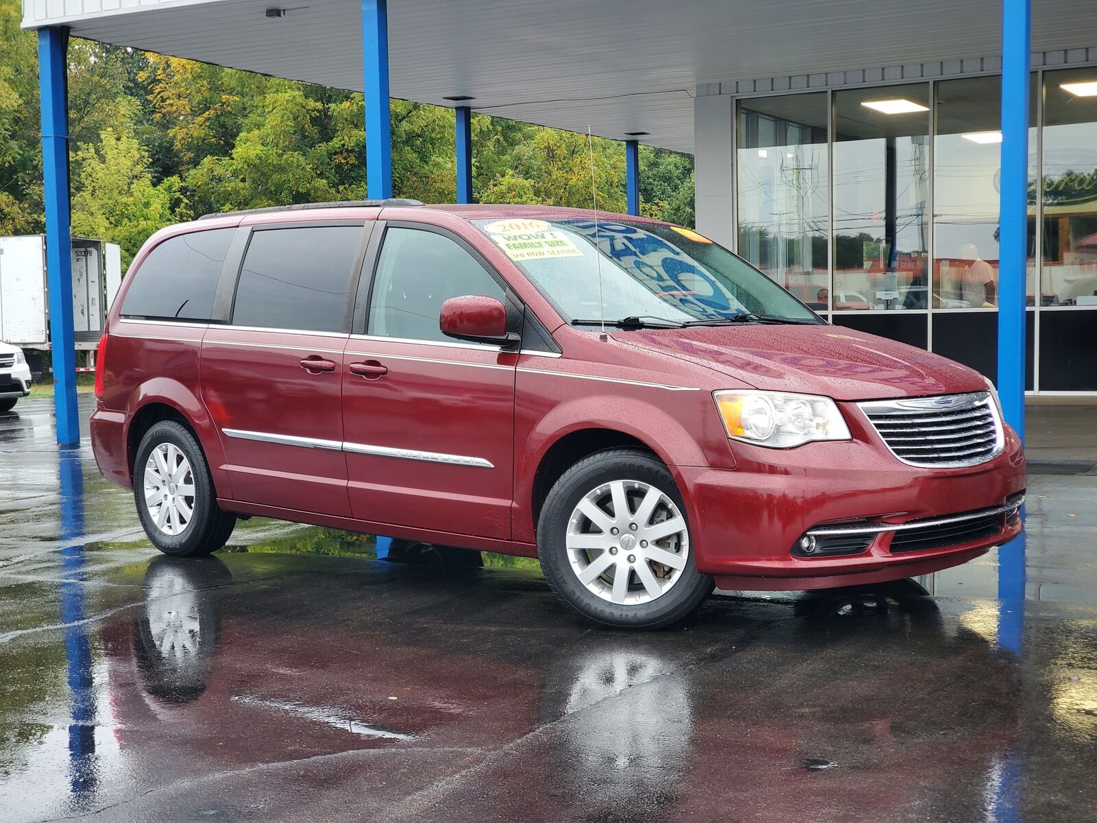 2016 CHRYSLER Town and Country
