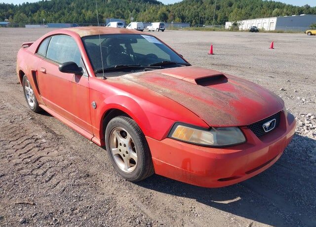 2004 FORD Mustang
