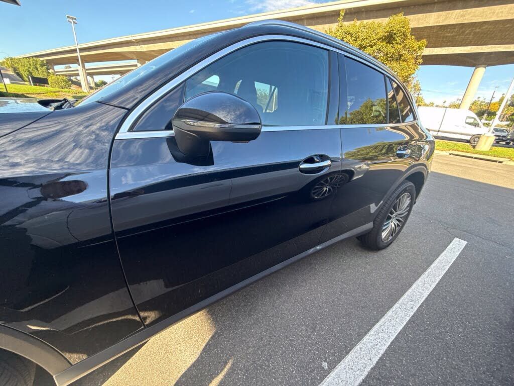 2025 Mercedes-Benz GLC-Class