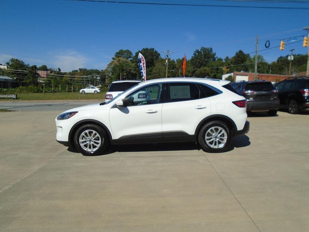 2020 FORD Escape