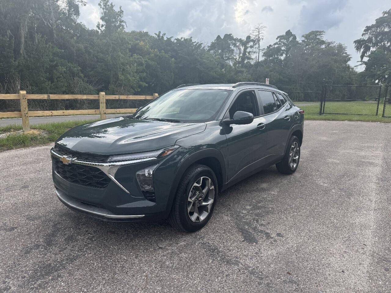 2025 CHEVROLET Trax