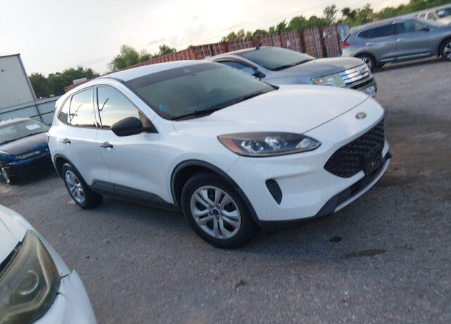 2021 FORD Escape