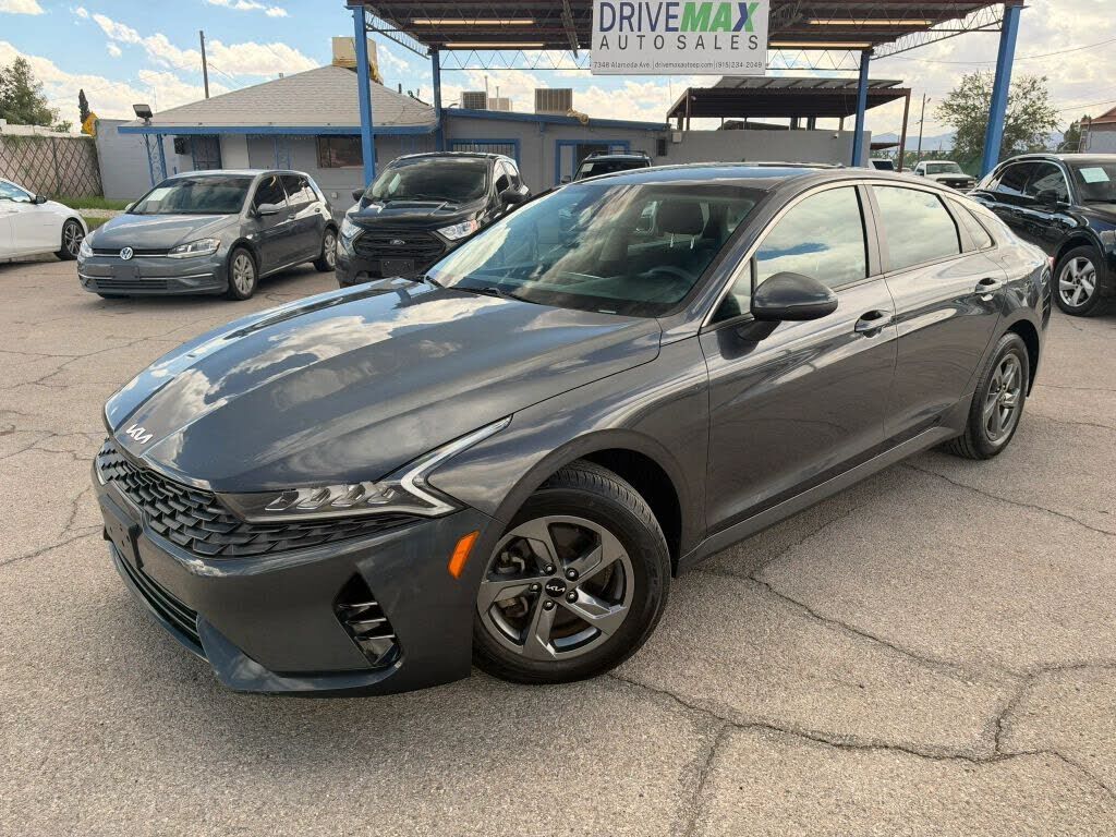 2022 KIA K5