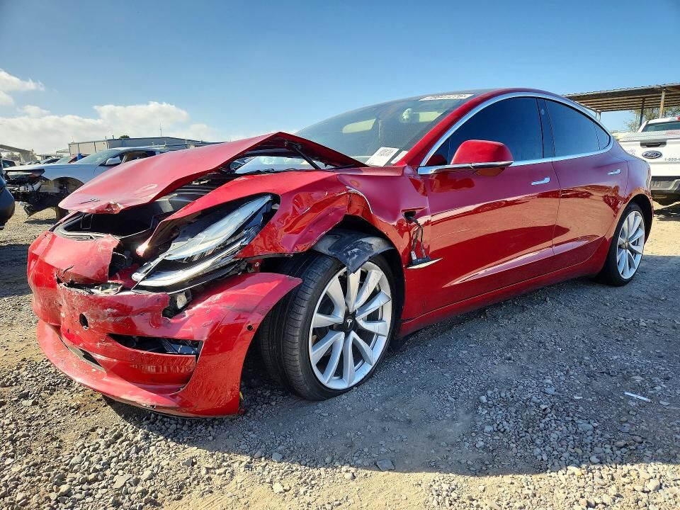 2018 TESLA Model 3