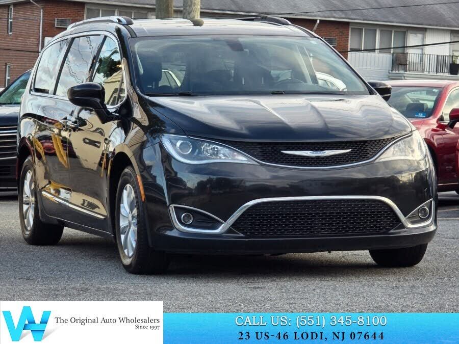 2018 CHRYSLER Pacifica