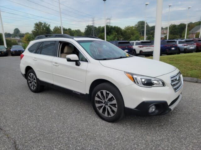 2017 SUBARU Outback