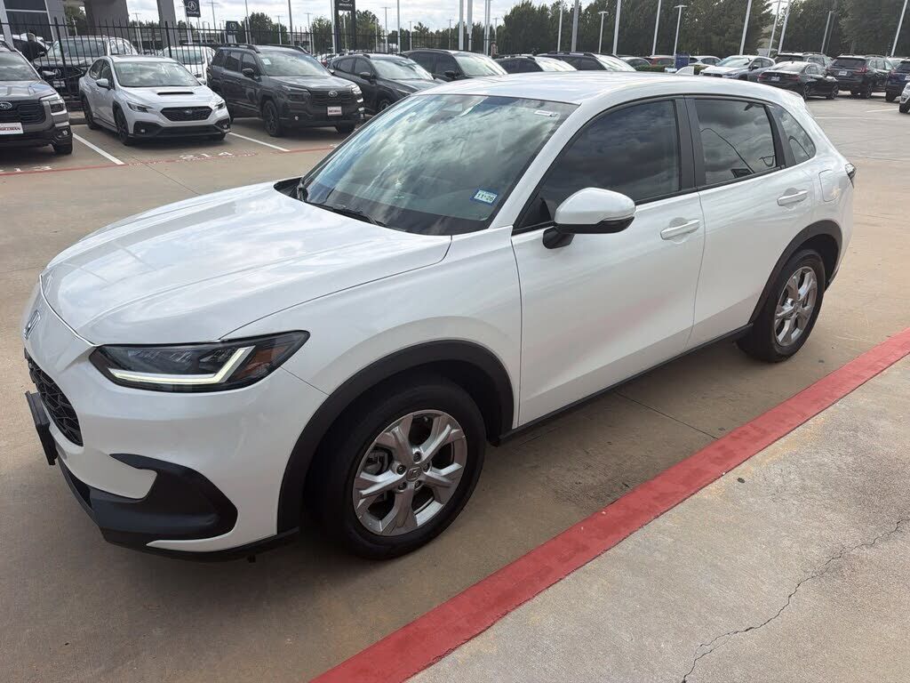 2025 HONDA HR-V