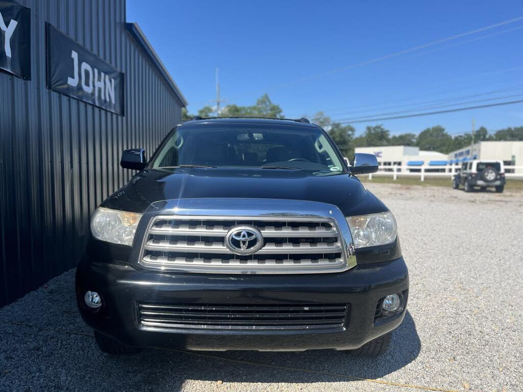 2013 TOYOTA Sequoia