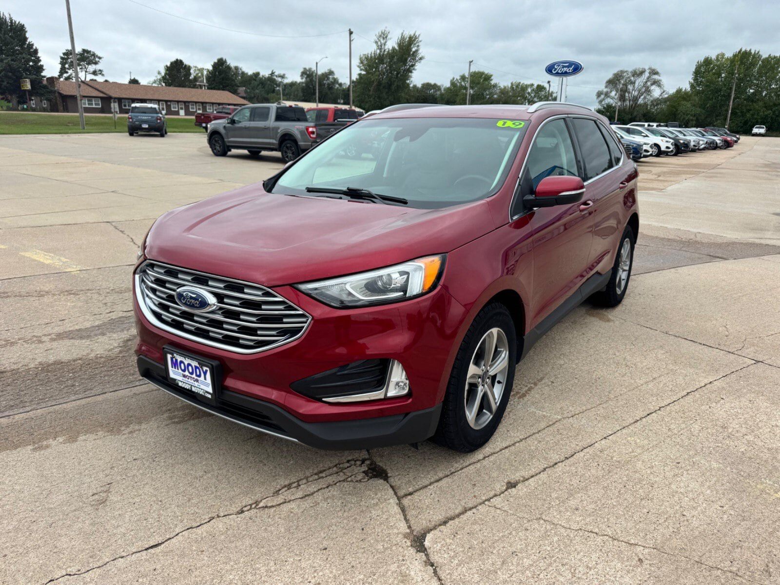 2019 FORD Edge