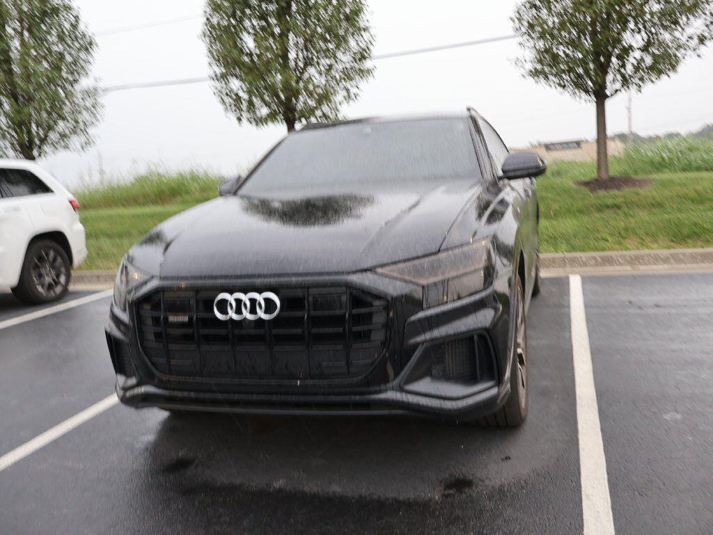 2020 AUDI Q8