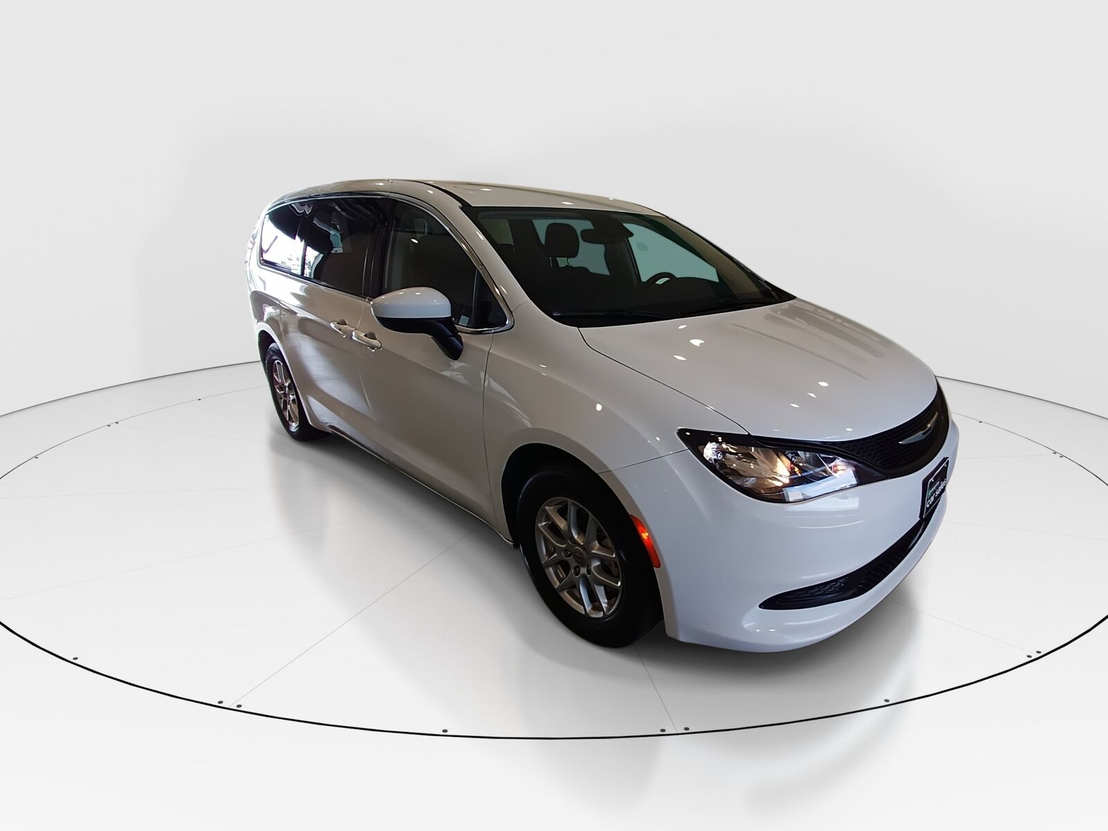 2023 CHRYSLER Voyager