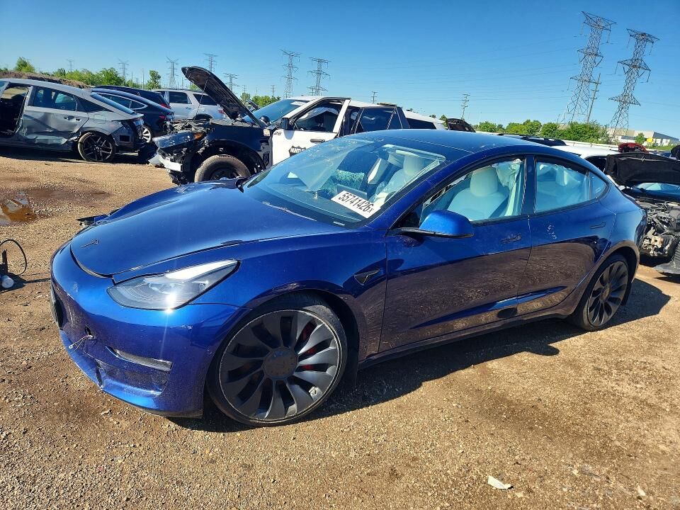 2022 TESLA Model 3