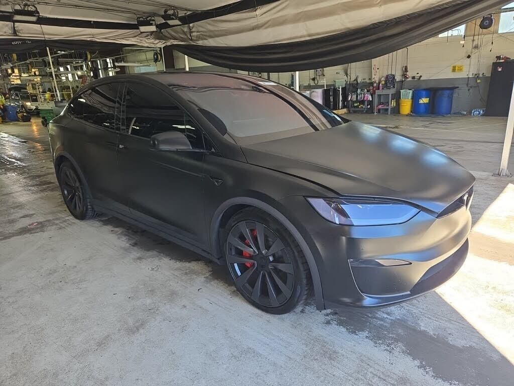 2024 TESLA Model X