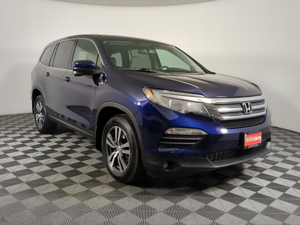 2017 HONDA Pilot