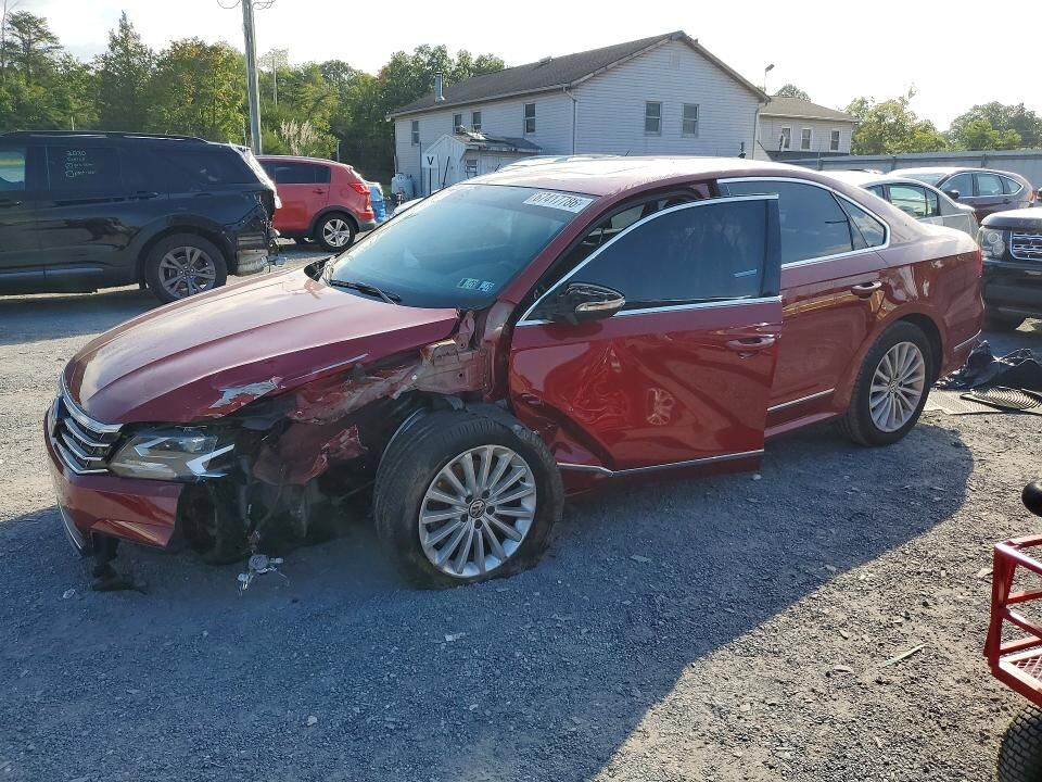 2016 VOLKSWAGEN Passat