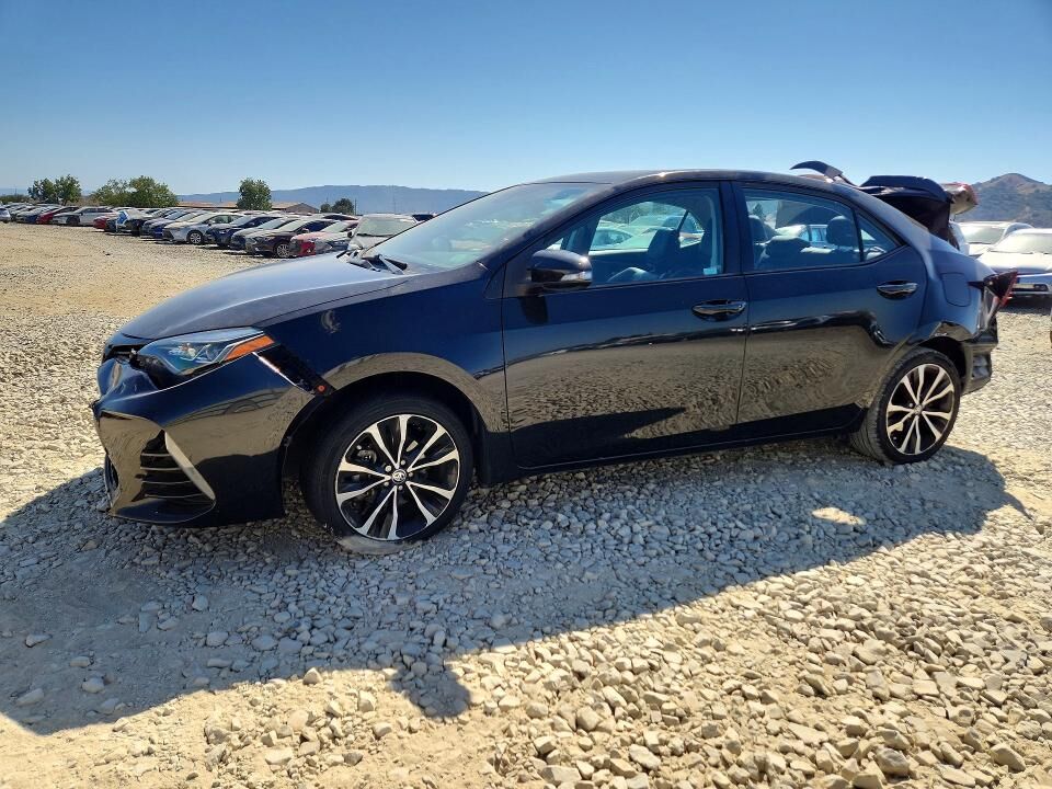 2017 TOYOTA Corolla