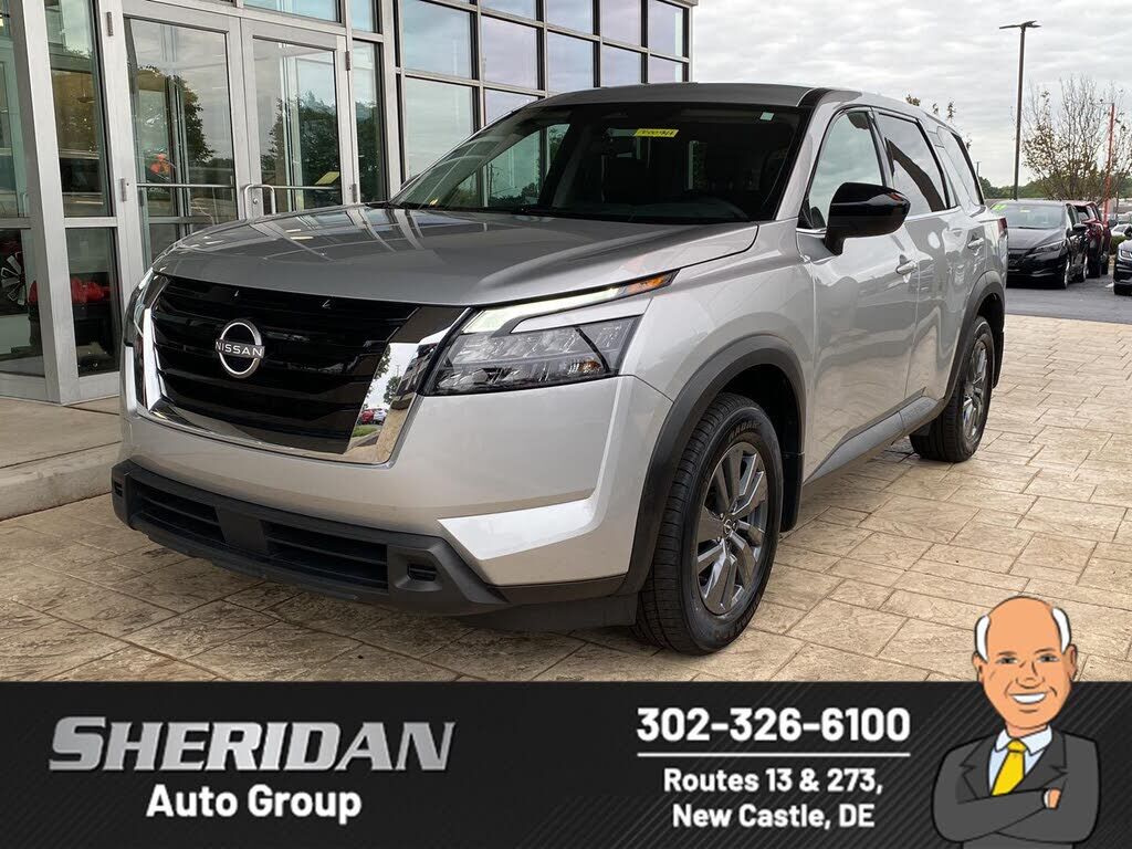 2024 NISSAN Pathfinder