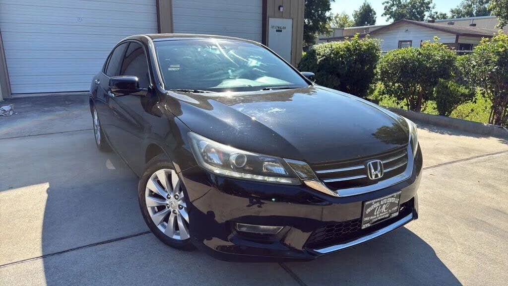 2013 HONDA Accord