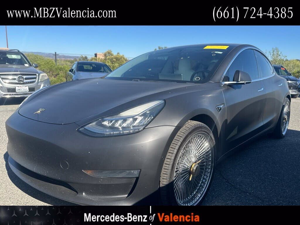 2019 TESLA Model 3