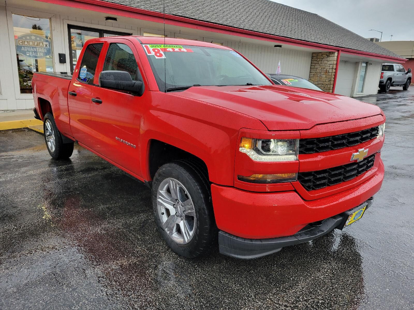 2018 CHEVROLET Silverado