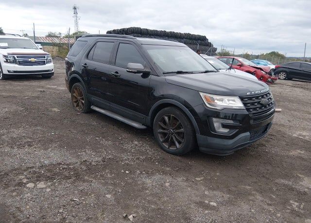 2017 FORD Explorer