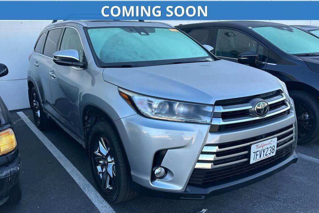2017 TOYOTA Highlander