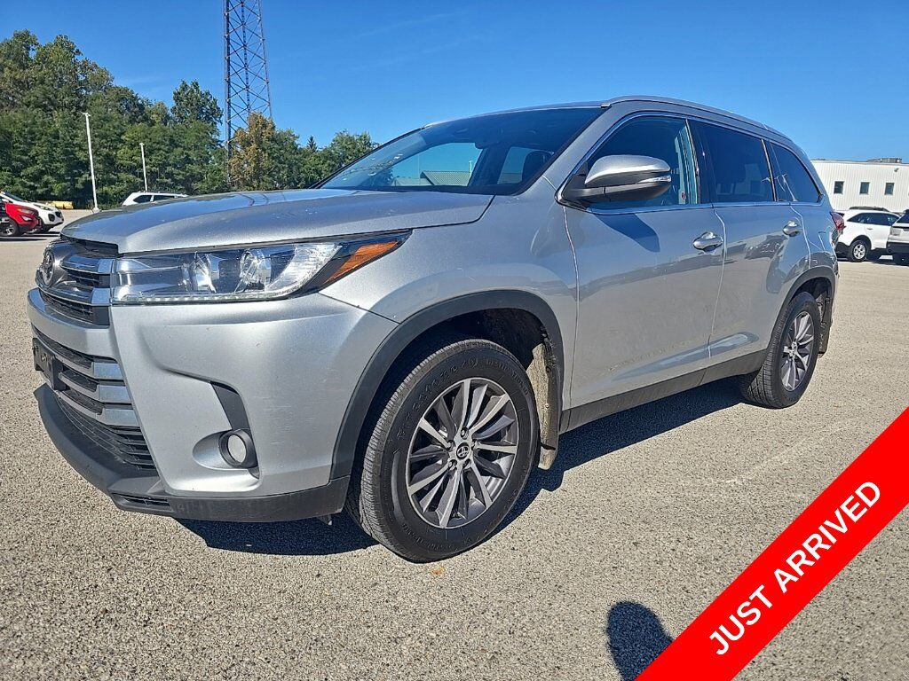 2019 TOYOTA Highlander