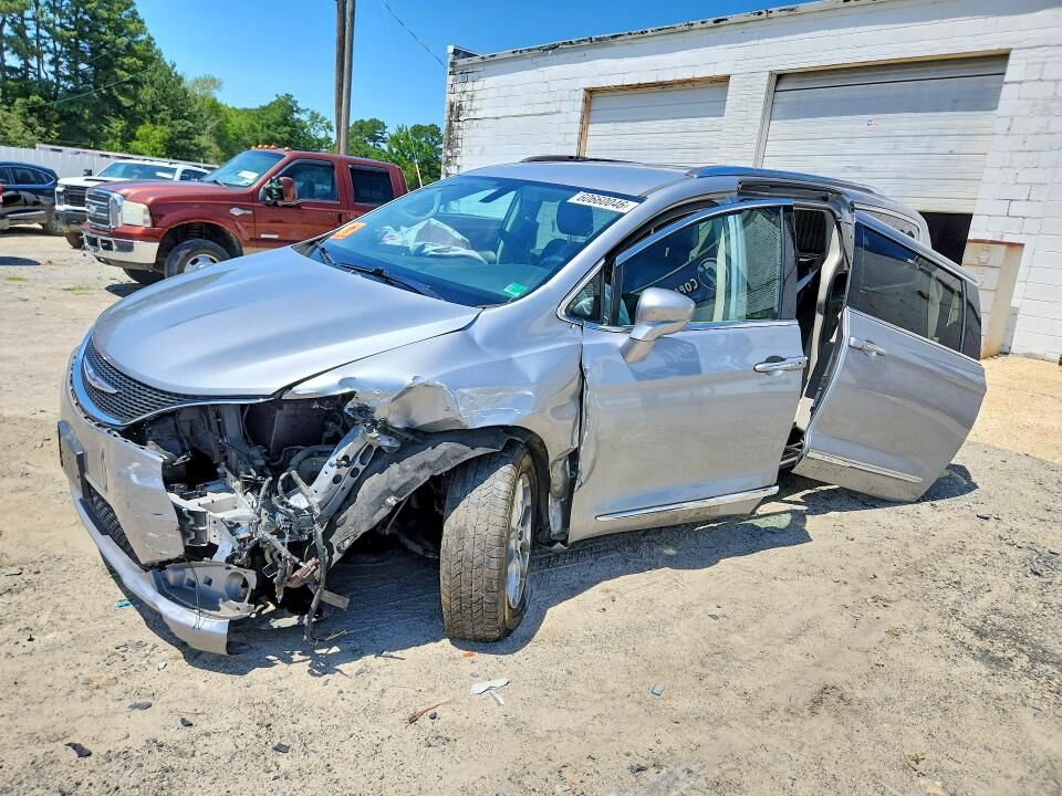 2020 CHRYSLER Pacifica