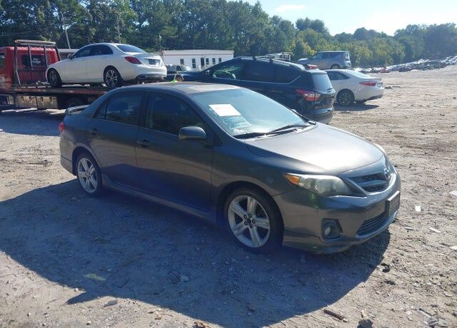 2013 TOYOTA Corolla