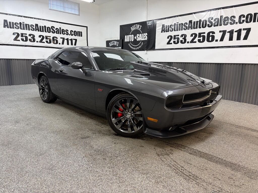 2013 DODGE Challenger