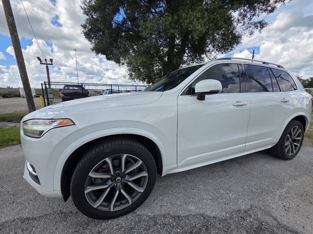 2019 VOLVO XC90