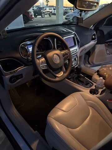 2021 JEEP Cherokee