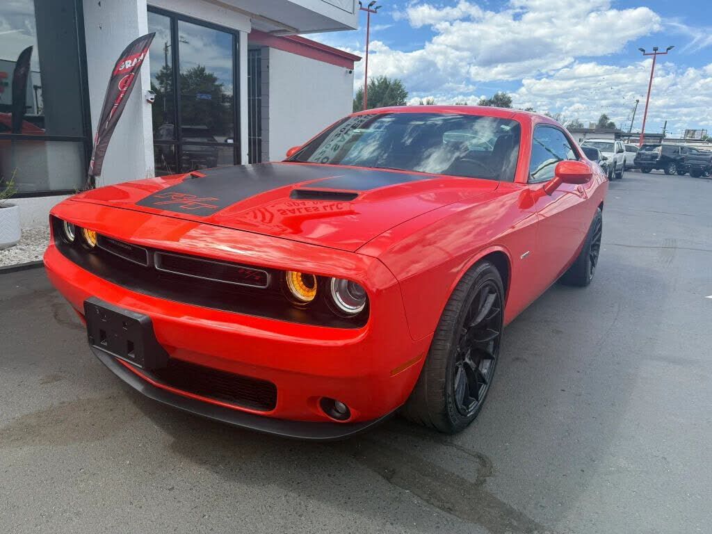 2016 DODGE Challenger