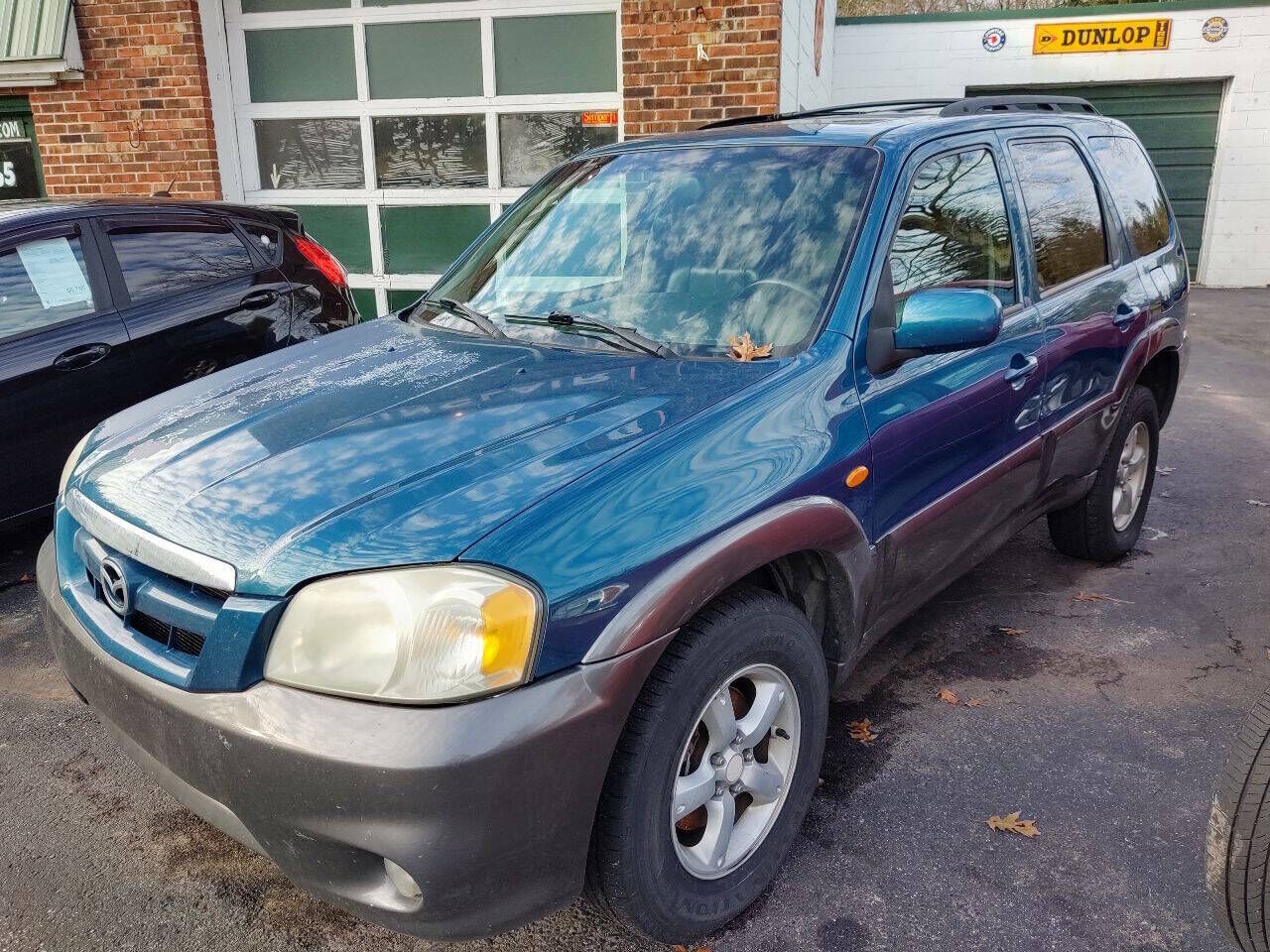 2005 MAZDA Tribute