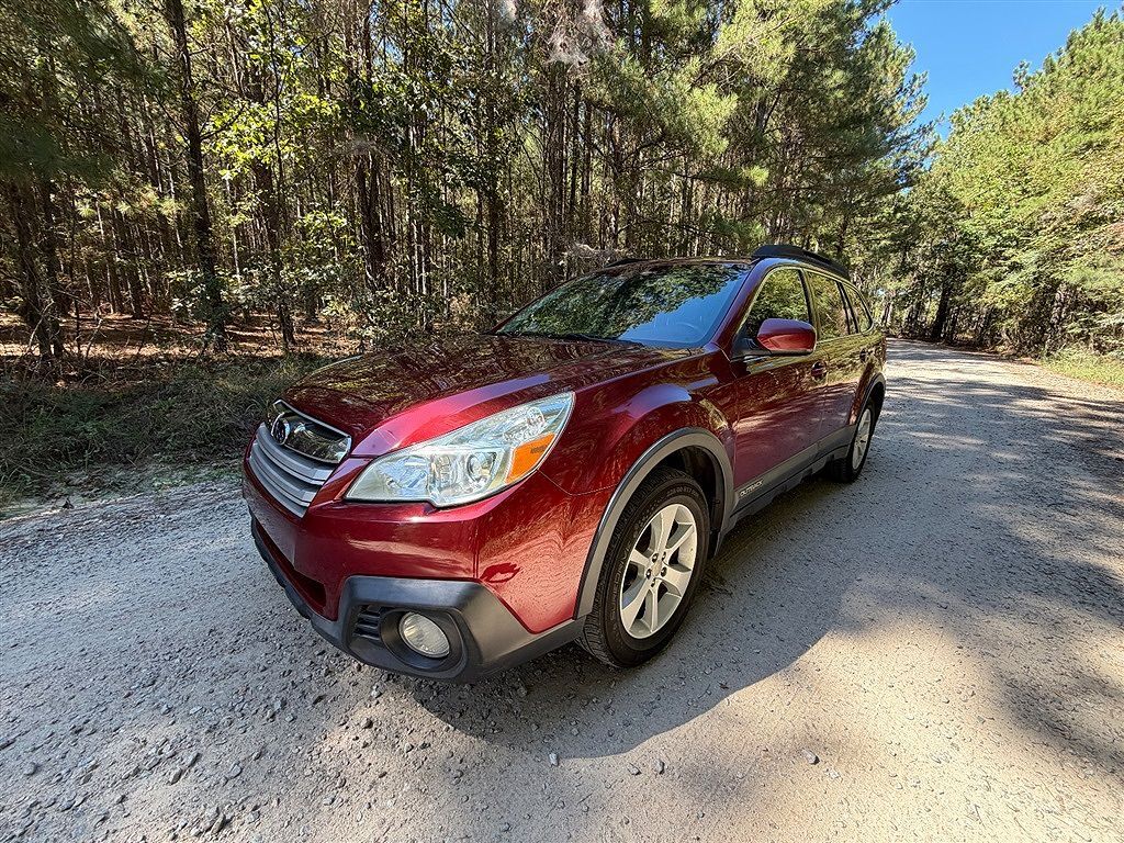 2013 SUBARU Outback