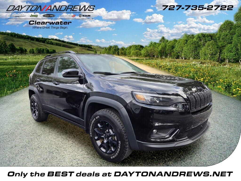 2022 JEEP Cherokee