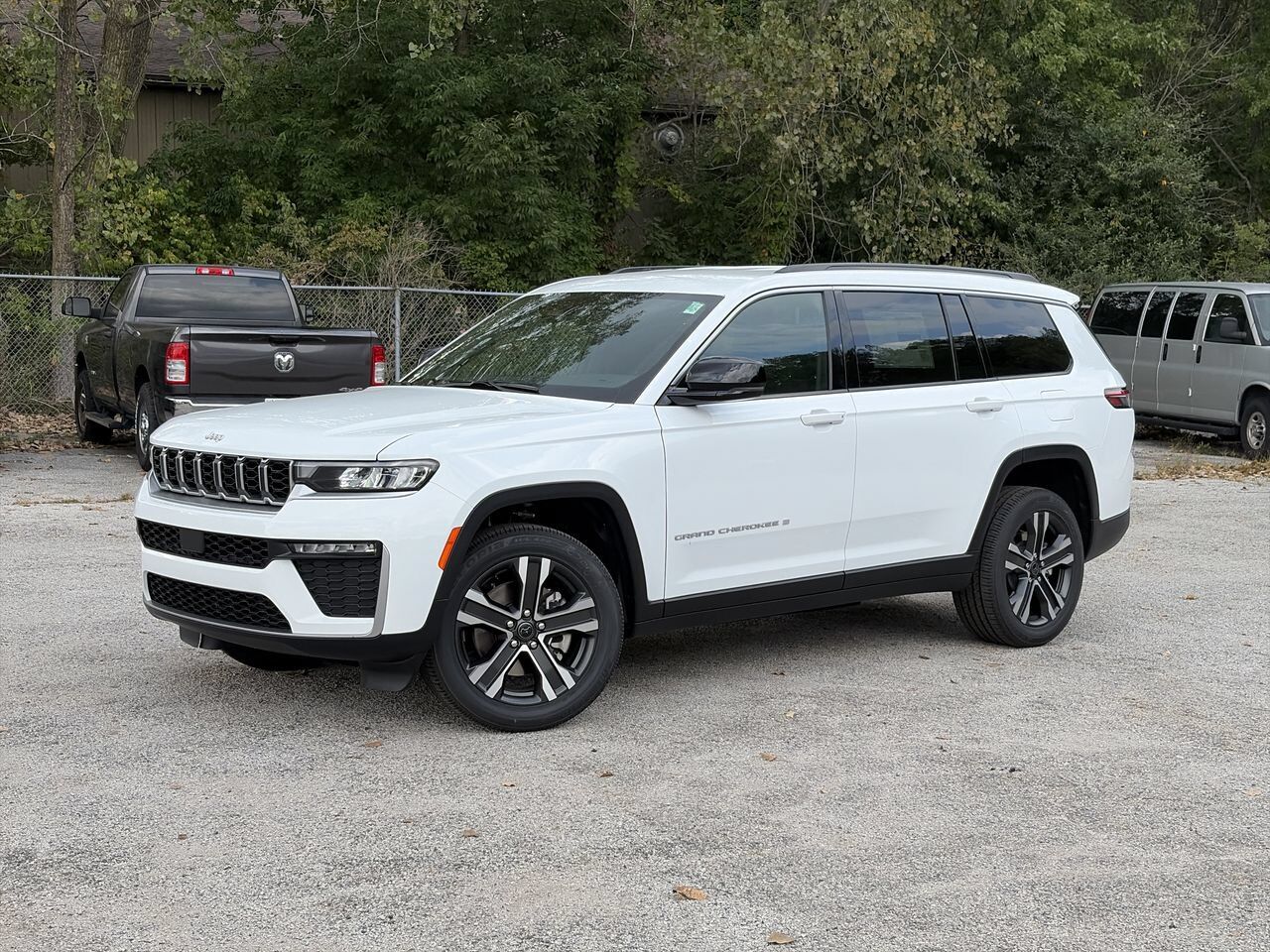 2027 JEEP Grand Cherokee L