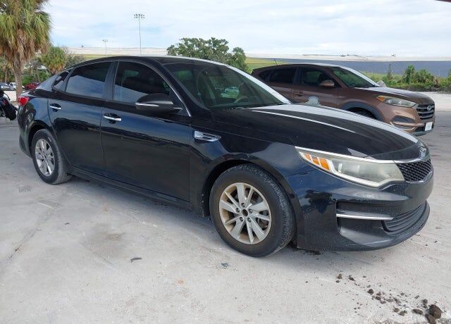 2018 KIA Optima