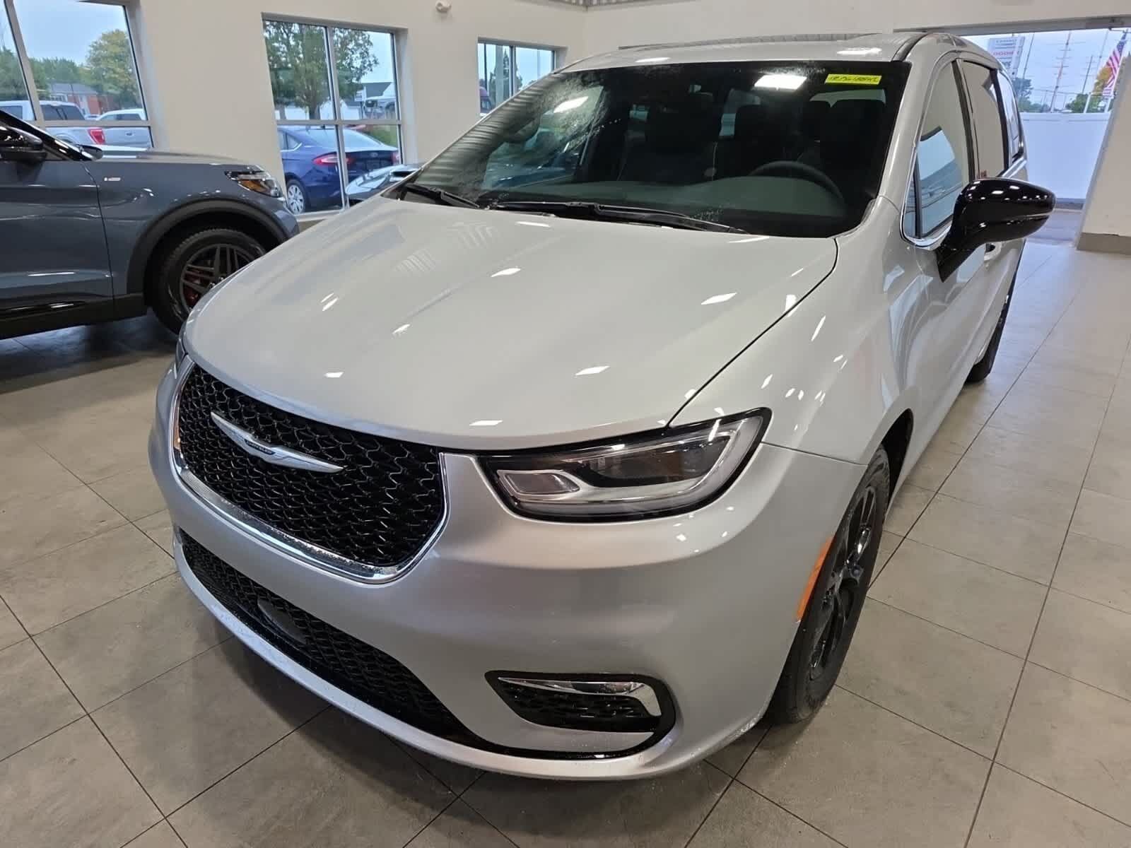2026 CHRYSLER Pacifica